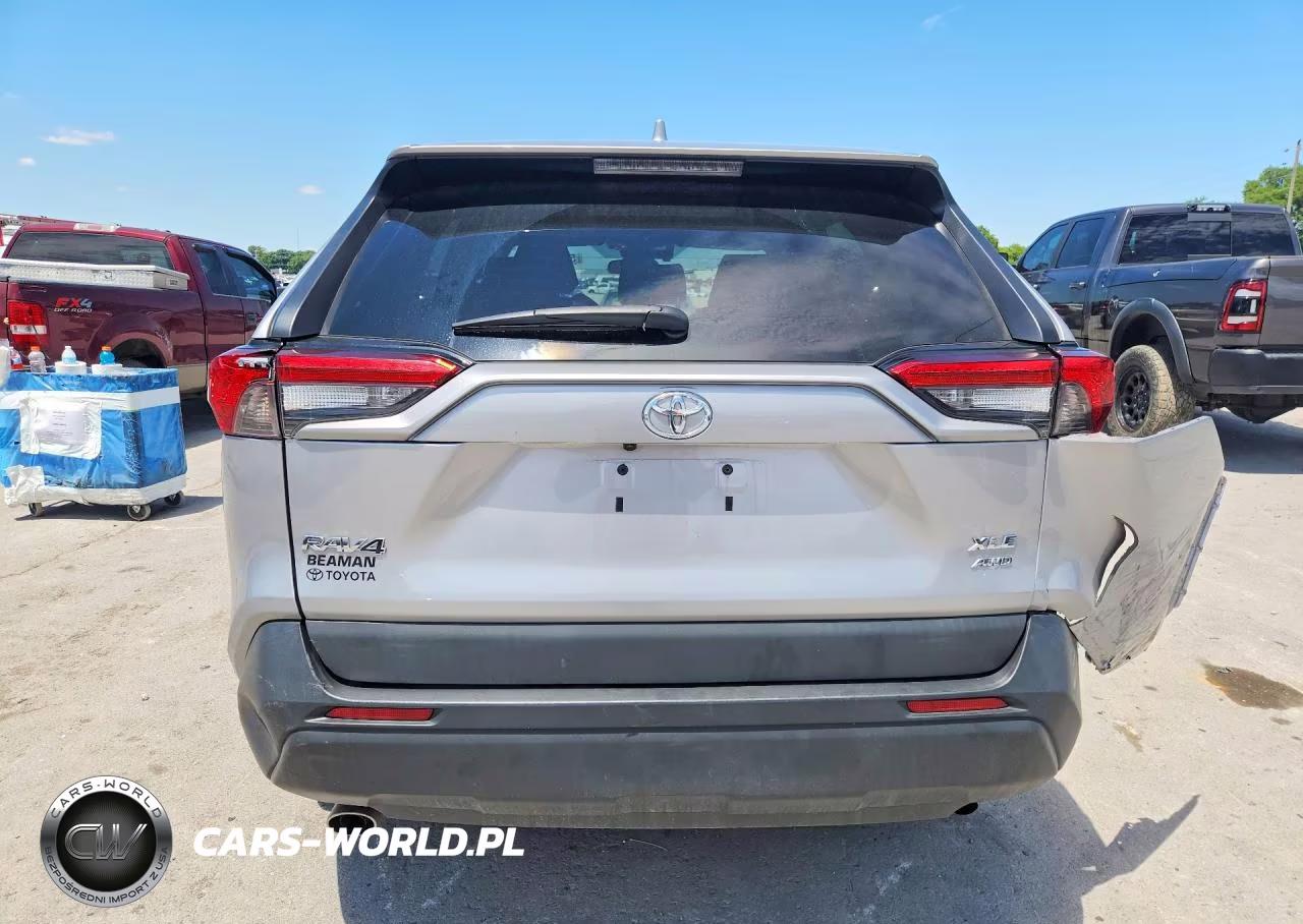 2021 Toyota Rav4 Xle VIN:2T3P1RFV6MC243561 - 6