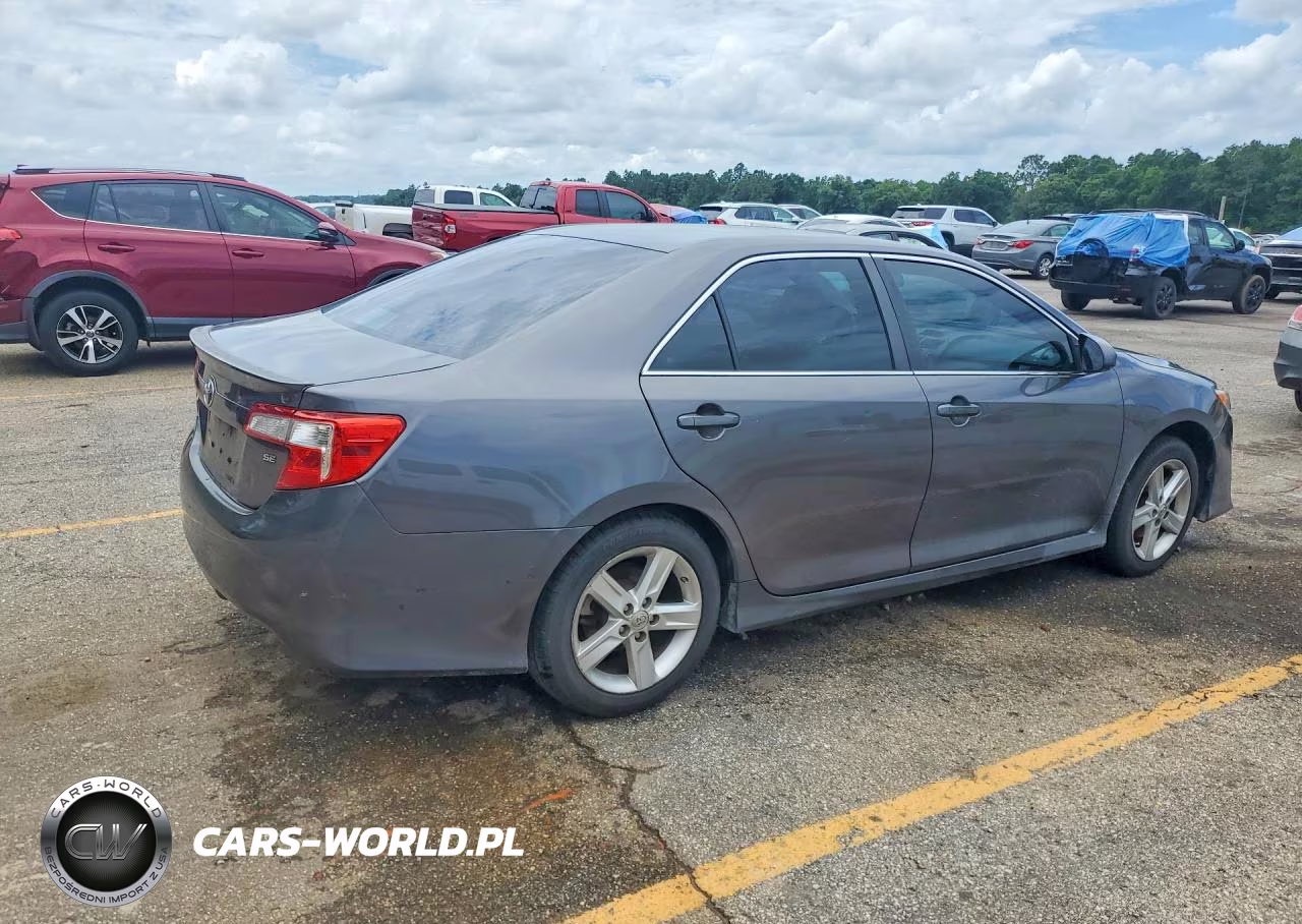 2014 Toyota Camry Se VIN:4T1BF1FK8EU411146 - 3
