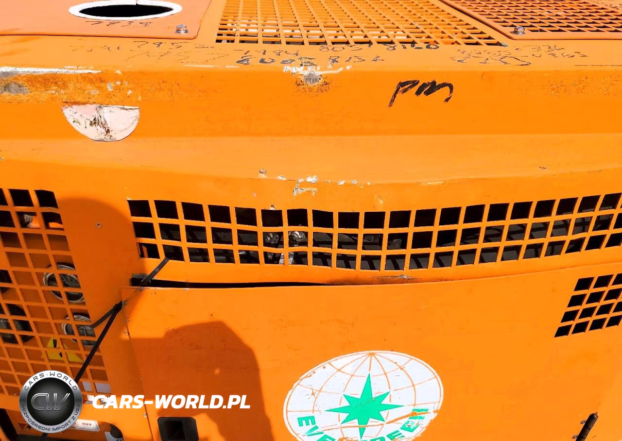 2007 Carrier 60Rg15-130P-02 - Generator Set VIN:LYF30015837 - 9