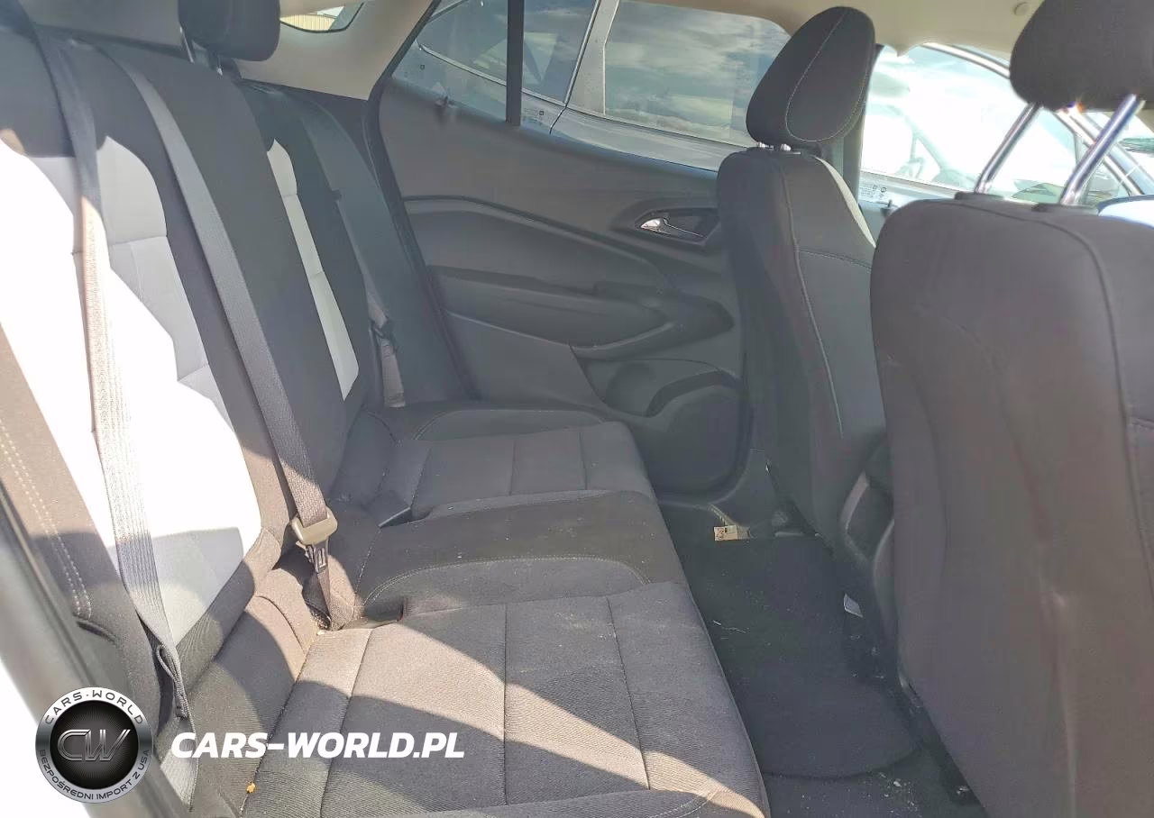 2025 Chevrolet Trax Ls VIN:KL77LFEP5SC177625 - 10