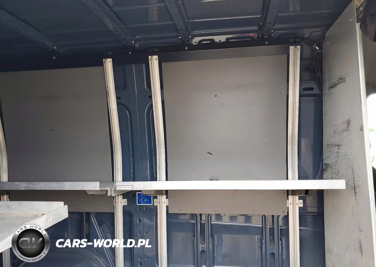 2018 Mercedes Benz Sprinter 2500 Delivery Van VIN:WD3PE7CD3JP622442 - 11