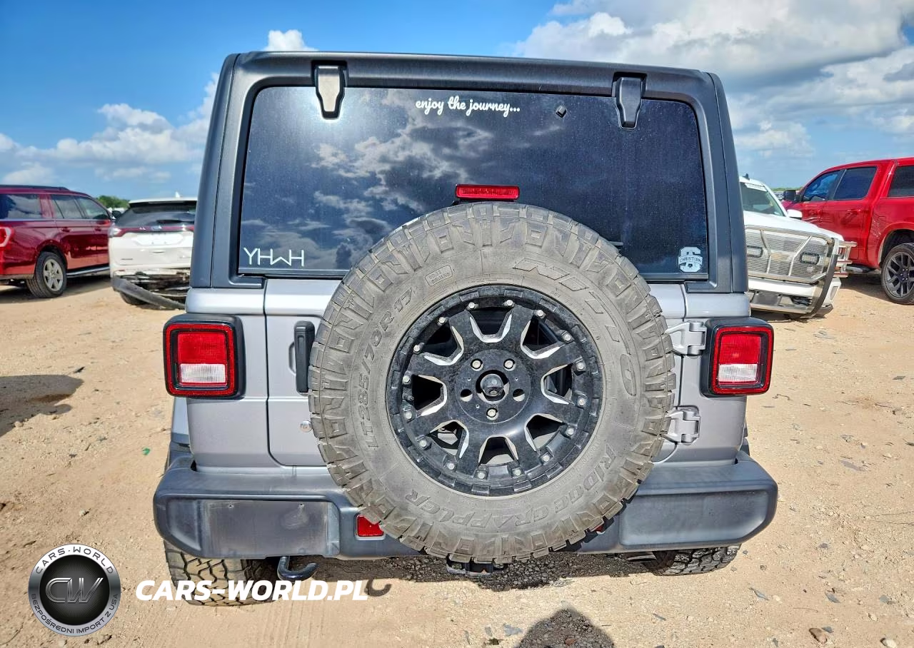 2019 Jeep Wrangler Unlimited Sahara VIN:1C4HJXEN6KW591836 - 6