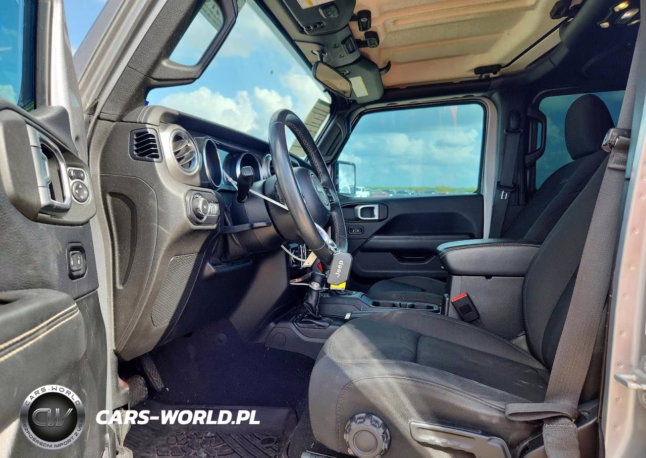 2019 Jeep Wrangler Unlimited Sahara VIN:1C4HJXEN6KW591836 - 7