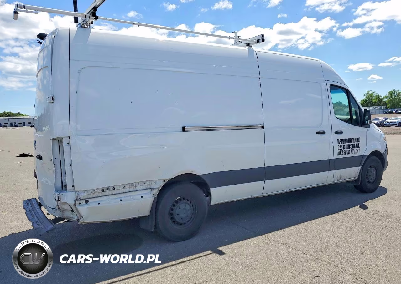 2025 Mercedes Benz Sprinter 2500 Delivery Van VIN:W1Y4KCHY3ST216817 - 3