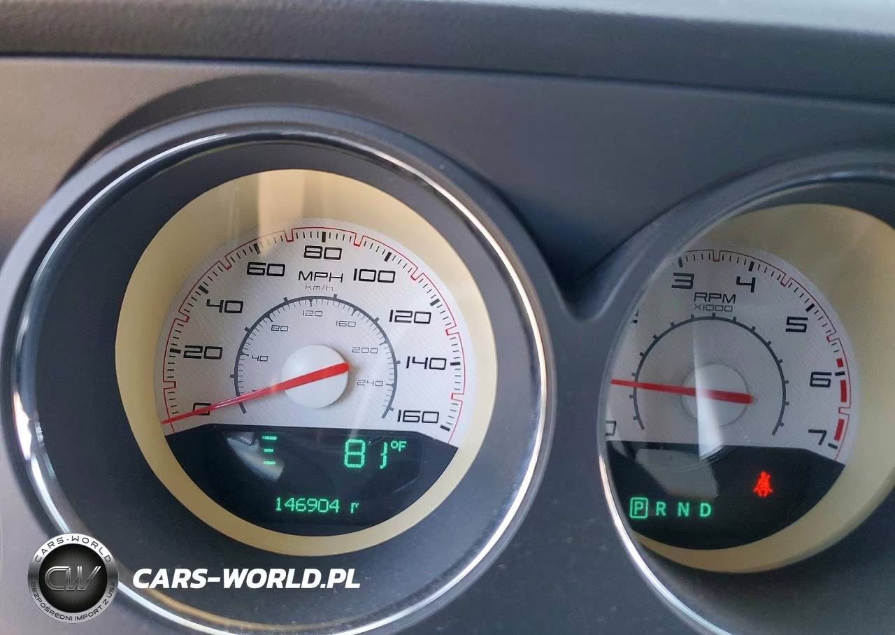 2012 Dodge Challenger R VIN:2C3CDYBT8CH231868 - 9
