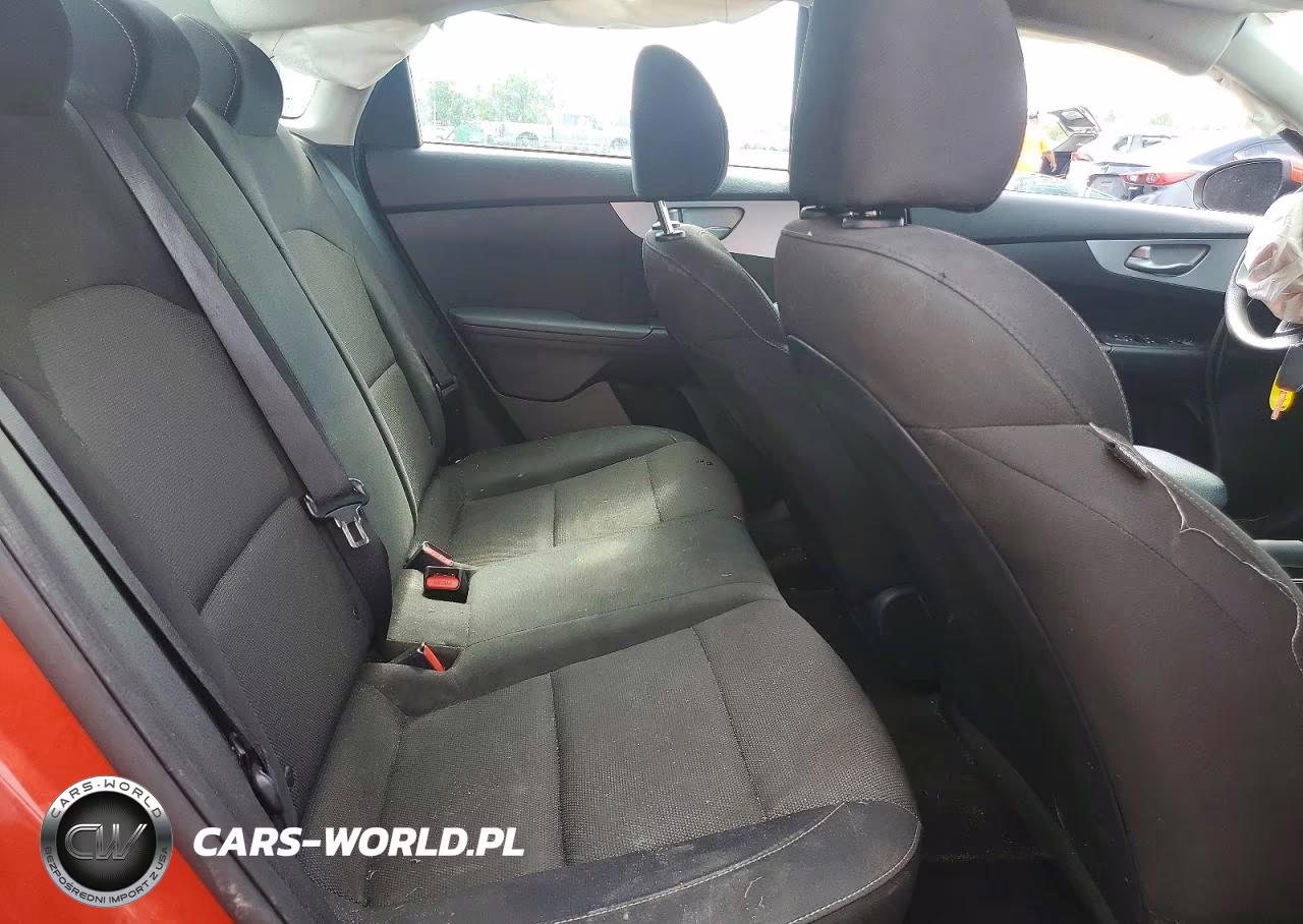 2023 Kia Forte Lxs VIN:3KPF24AD6PE573502 - 10