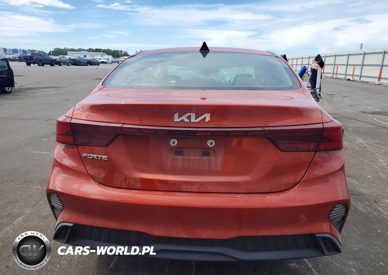 2023 Kia Forte Lxs VIN:3KPF24AD6PE573502 - 6