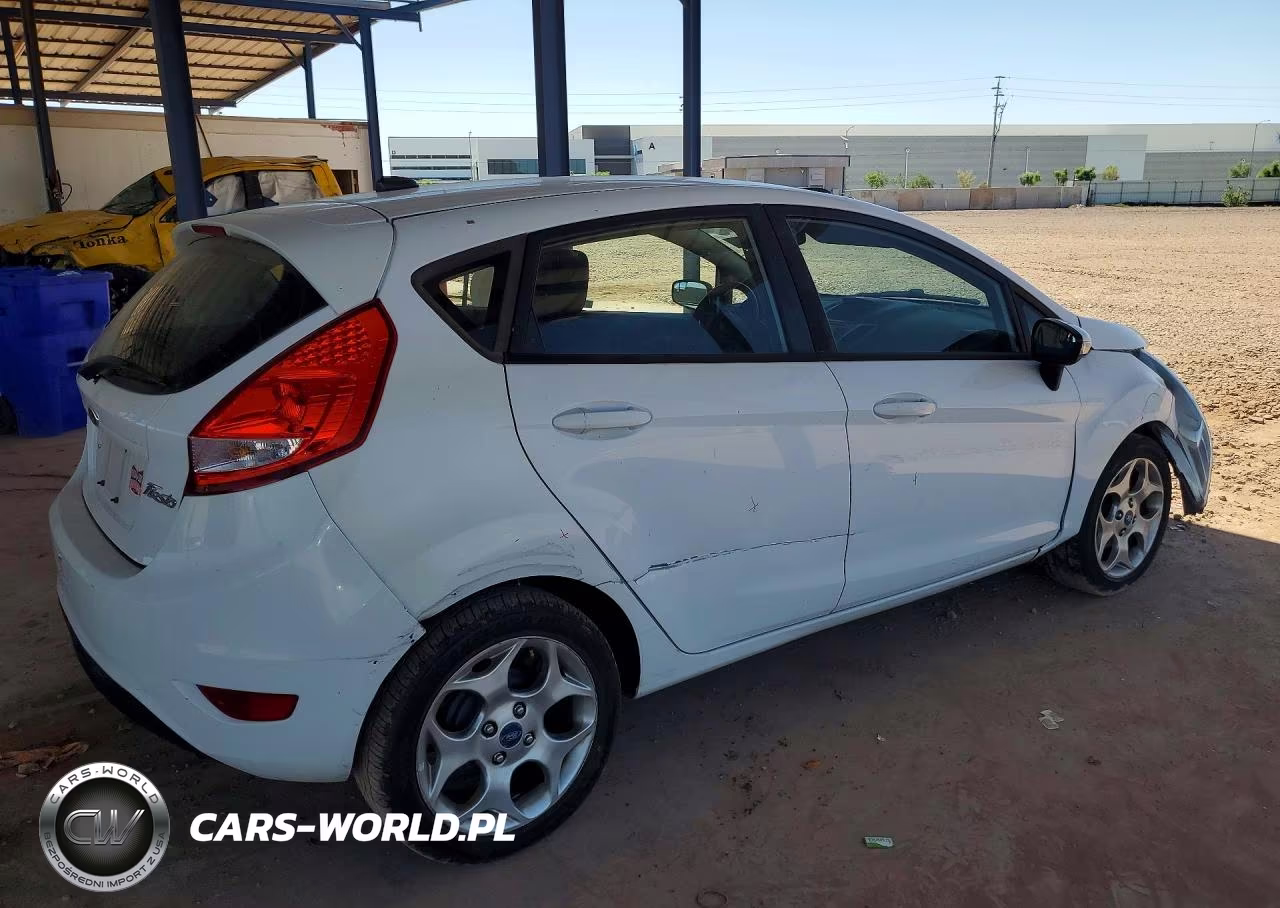 2012 Ford Fiesta Ses VIN:3FADP4FJ8CM106904 - 3