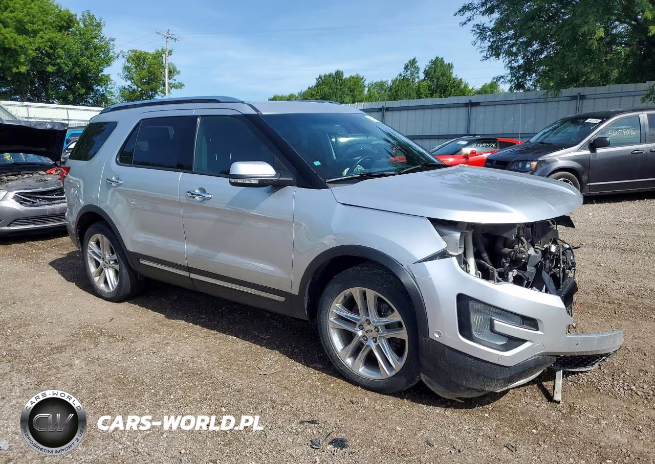 2016 Ford Explorer Limited VIN:1FM5K8F82GGB85631 - 4