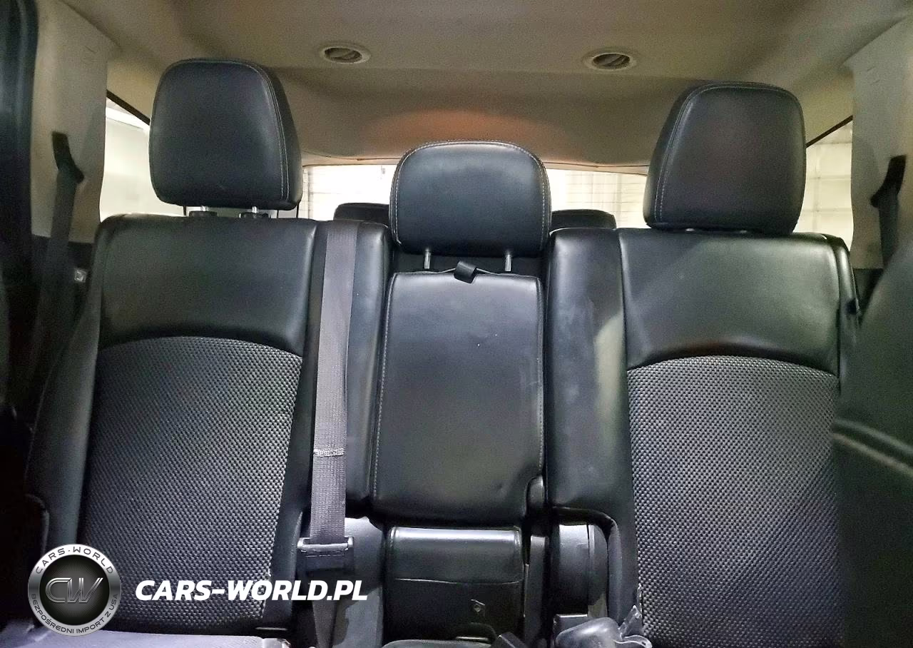 2018 Dodge Journey Crossroad VIN:3C4PDCGG6JT156815 - 10