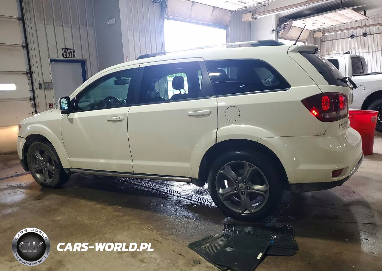 2018 Dodge Journey Crossroad VIN:3C4PDCGG6JT156815 - 2