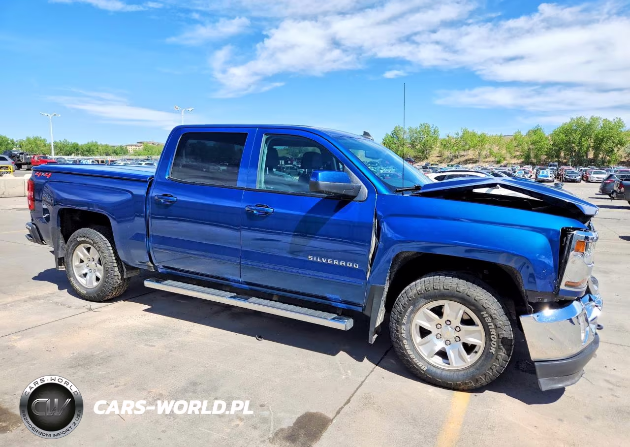 2018 Chevrolet Silverado K1500 Lt VIN:3GCUKREC5JG257011 - 4