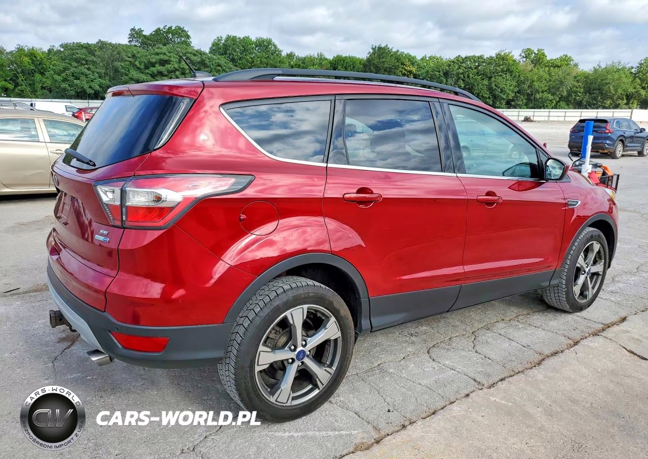 2017 Ford Escape Se VIN:1FMCU9G93HUA82199 - 3