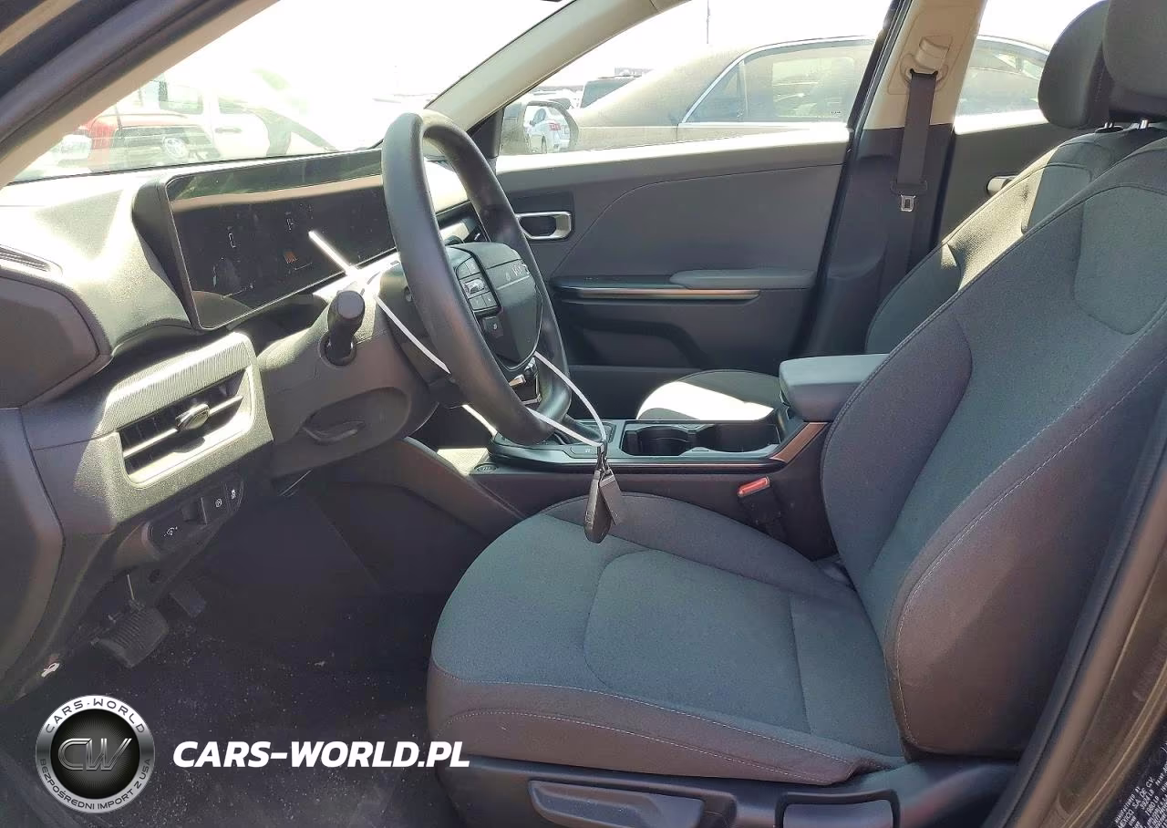 2025 Kia K4 Lx VIN:3KPFT4DE1SE031413 - 7