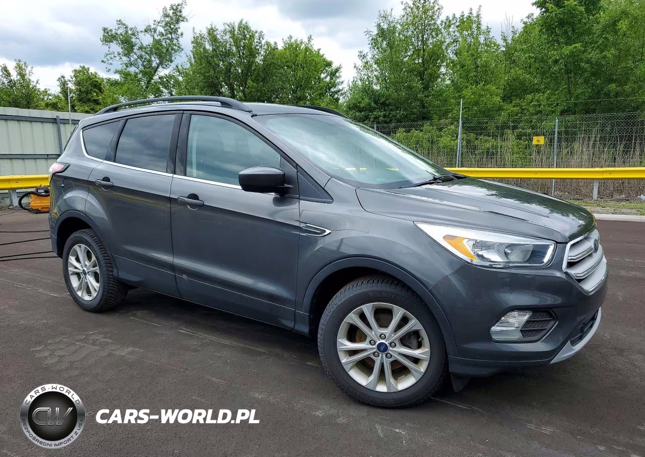 2018 Ford Escape Se VIN:1FMCU0GDXJUB23661 - 4