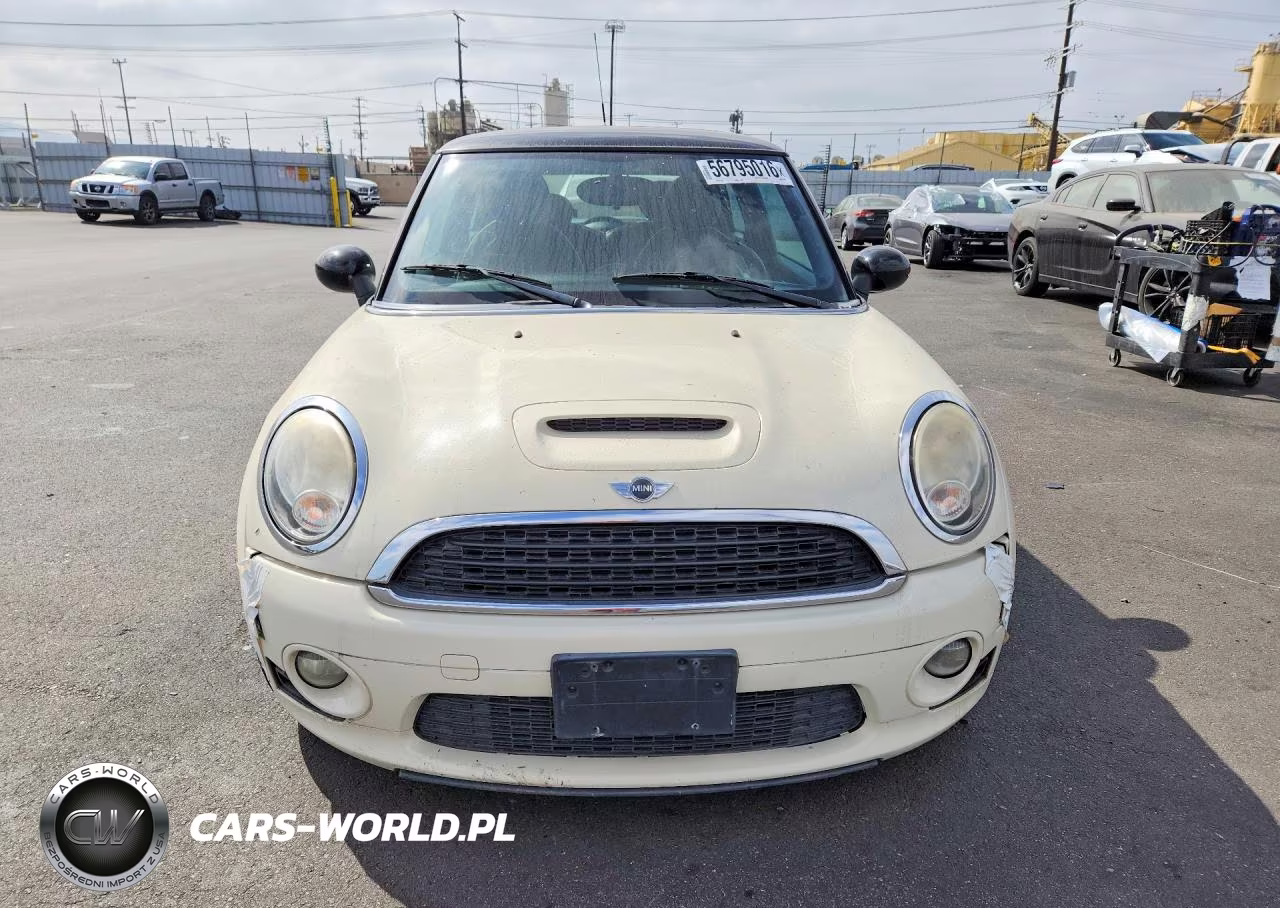 2010 Mini Cooper S VIN:WMWMF7C59ATZ70958 - 5