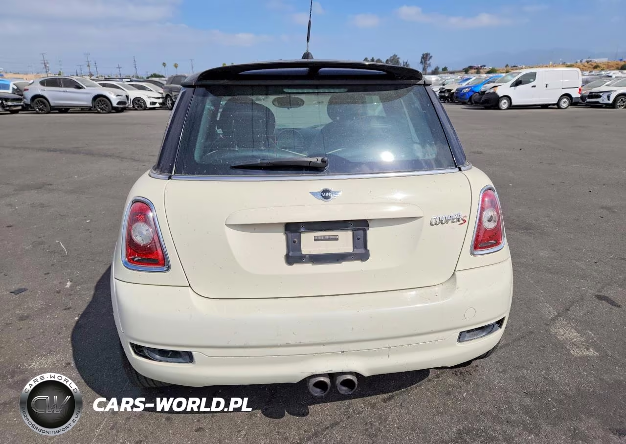 2010 Mini Cooper S VIN:WMWMF7C59ATZ70958 - 6