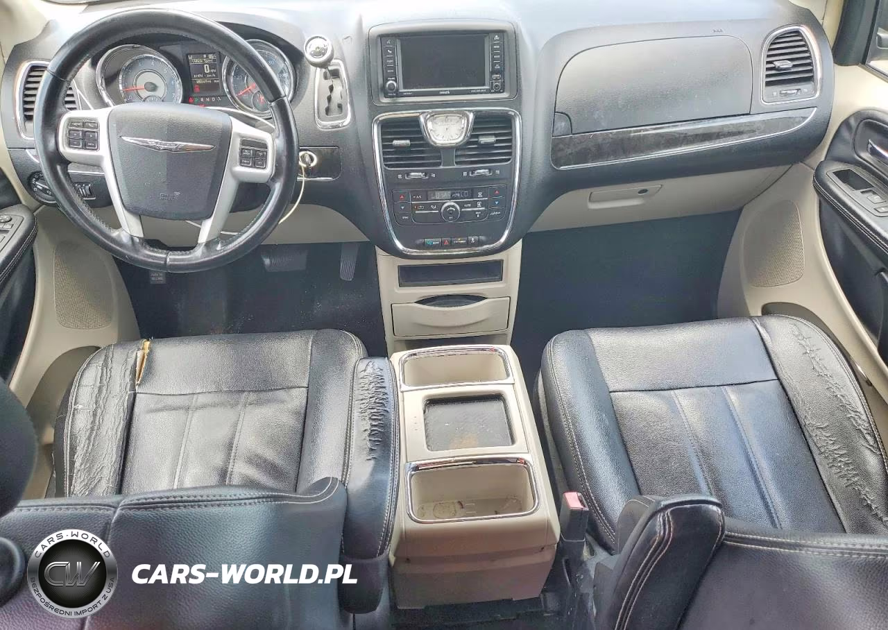 2015 Chrysler Town & Country Touring VIN:2C4RC1BG7FR551801 - 8