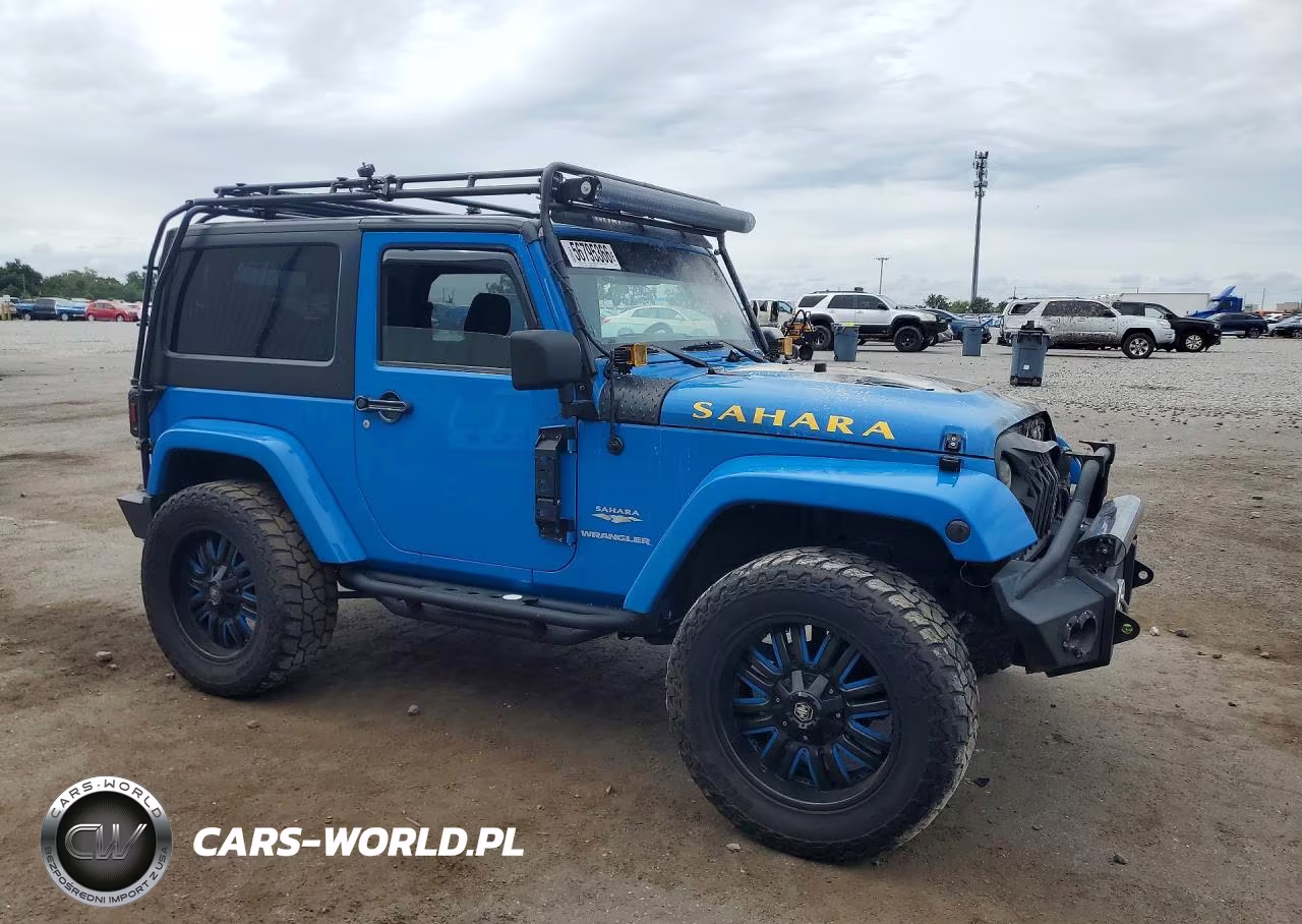 2011 Jeep Wrangler Sahara VIN:1J4AA5D19BL565988 - 4