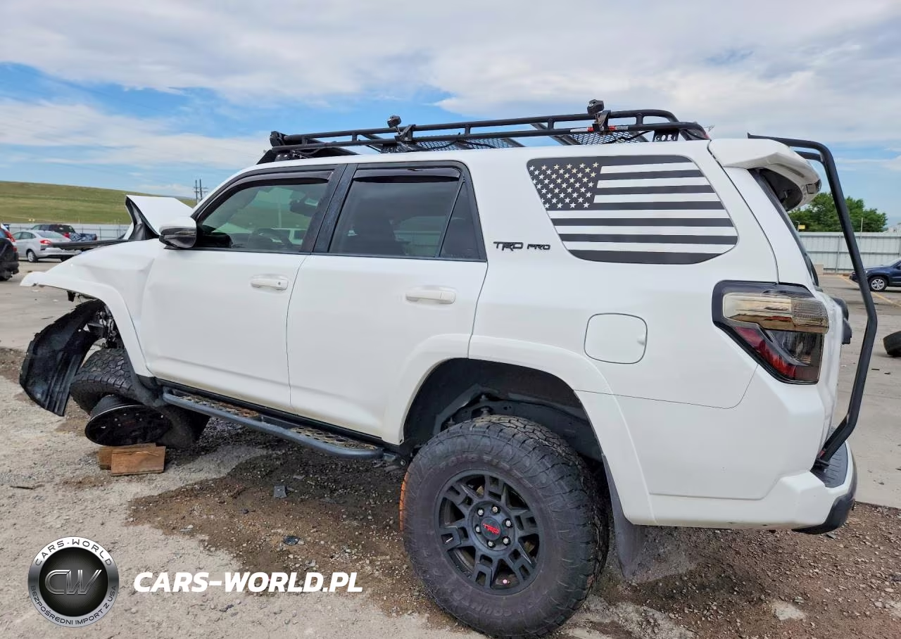 2016 Toyota 4Runner Trail Premium VIN:JTEBU5JR2G5351024 - 2