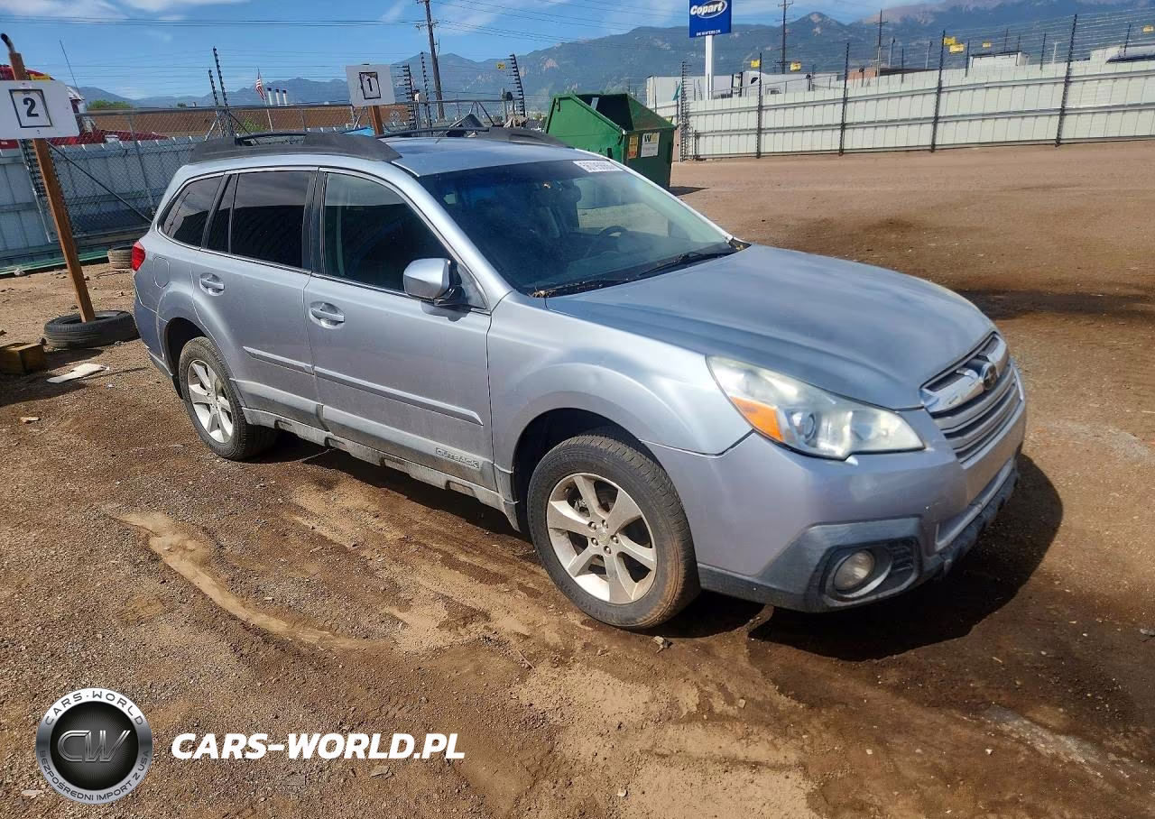 2013 Subaru Outback 2.5I Limited VIN:4S4BRCKC3D3212477 - 4