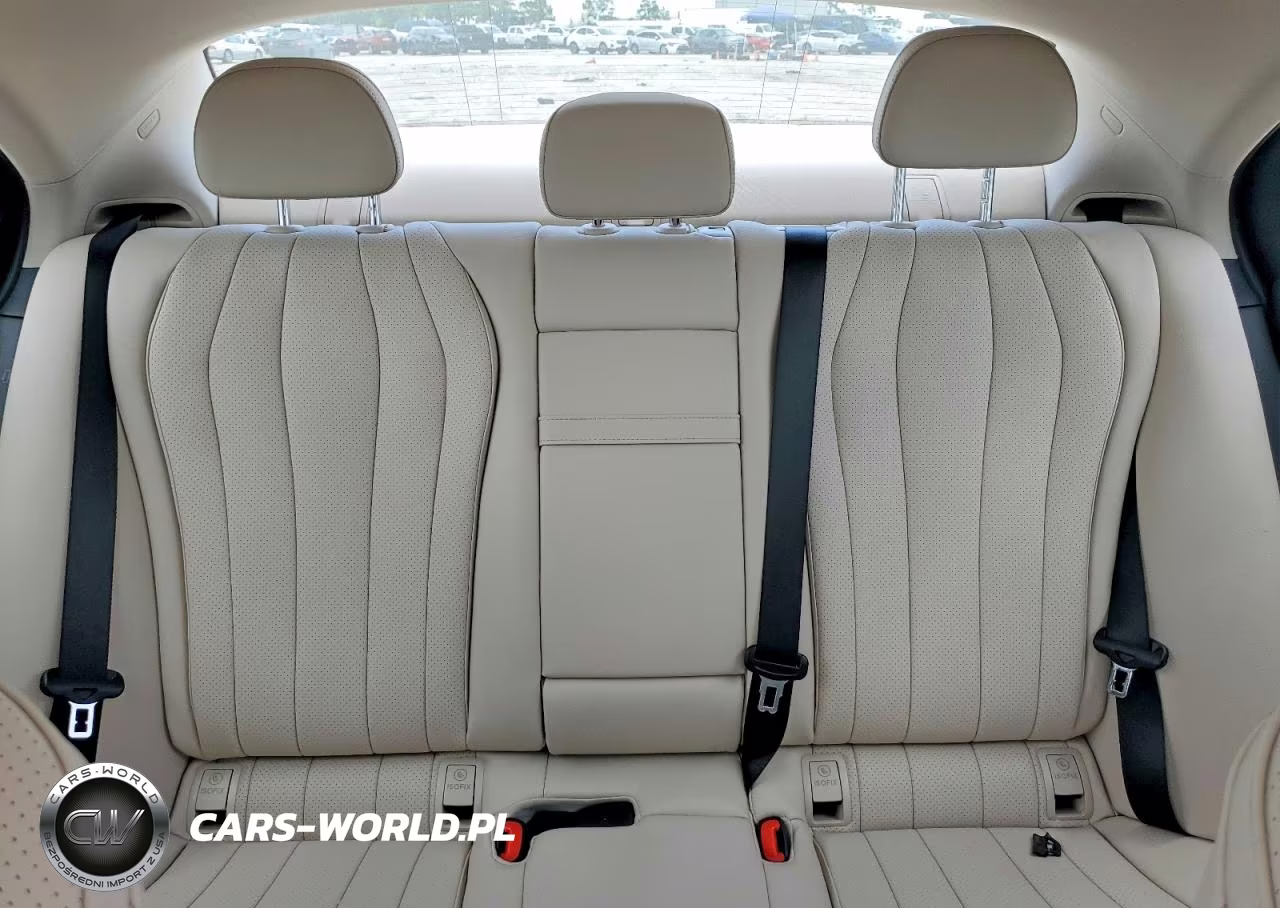 2026 Mercedes-Benz E 350 VIN:W1KLF4GB2TA229343 - 10