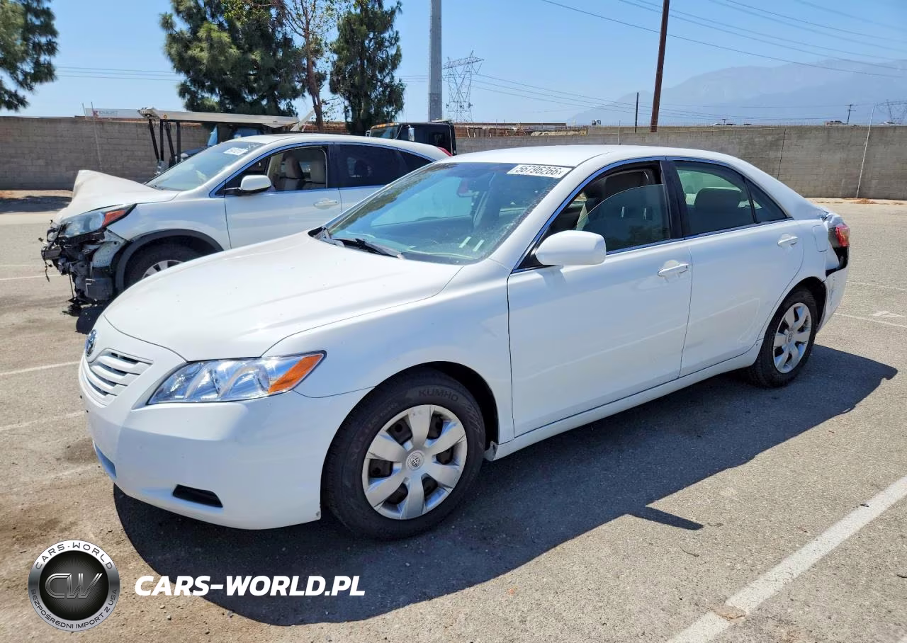 2007 Toyota Camry Ce – zdjęcie 1 z 12