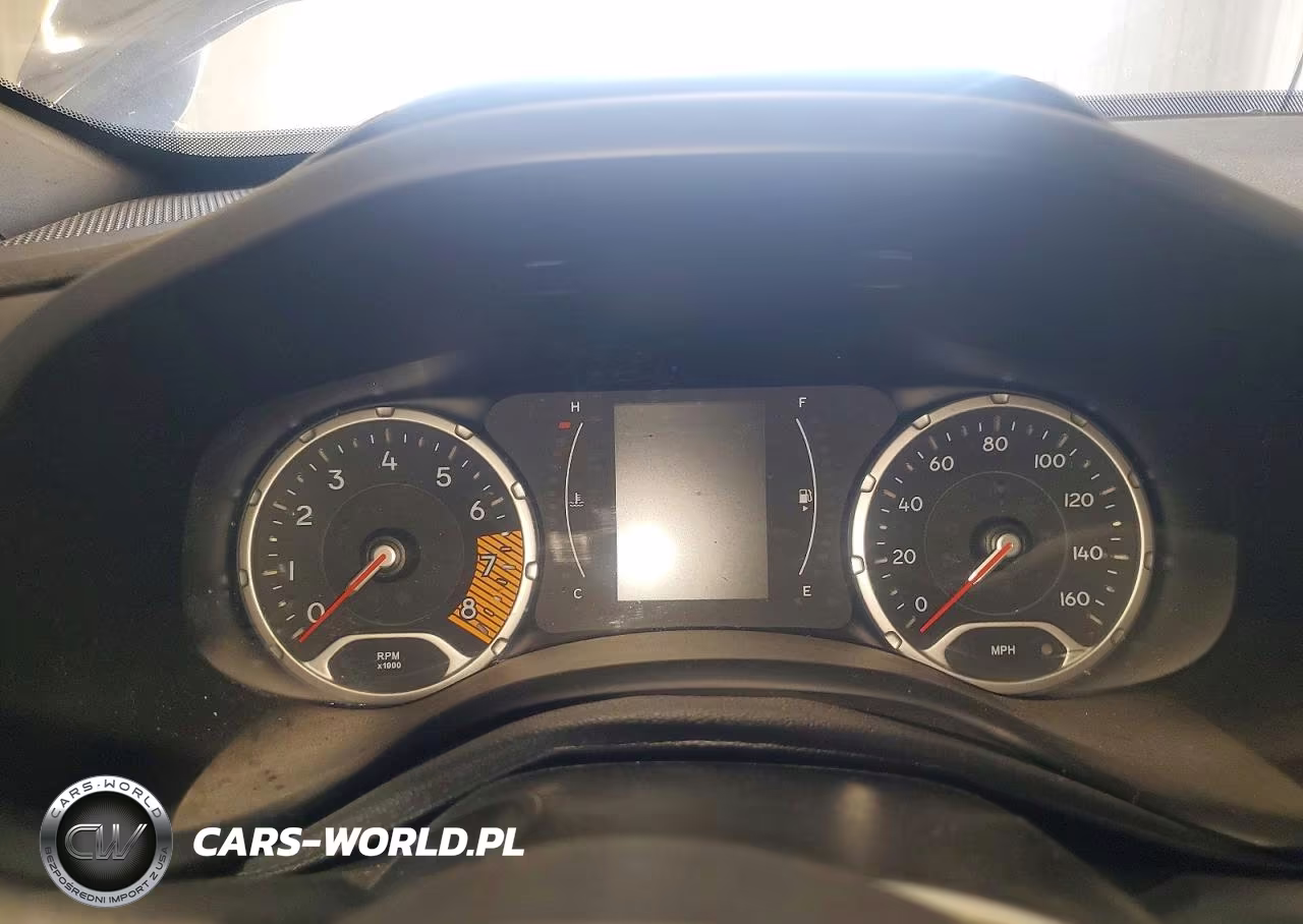 2020 Jeep Renegade Sport VIN:ZACNJBAB8LPL75824 - 9