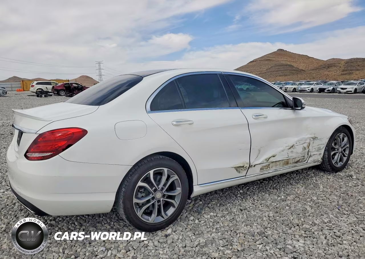 2016 Mercedes-Benz C 300 VIN:55SWF4JB6GU128947 - 3