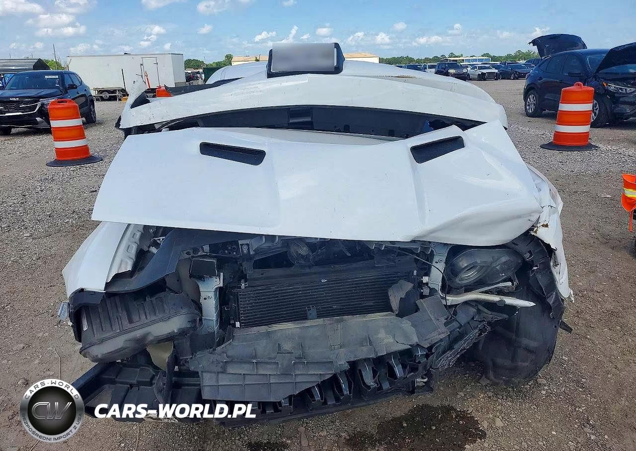 2018 Dodge Challenger Sxt VIN:2C3CDZAGXJH309817 - 5