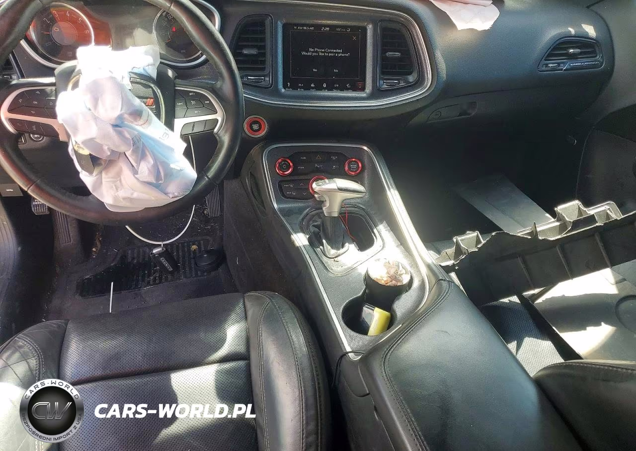 2018 Dodge Challenger Sxt VIN:2C3CDZAGXJH309817 - 8