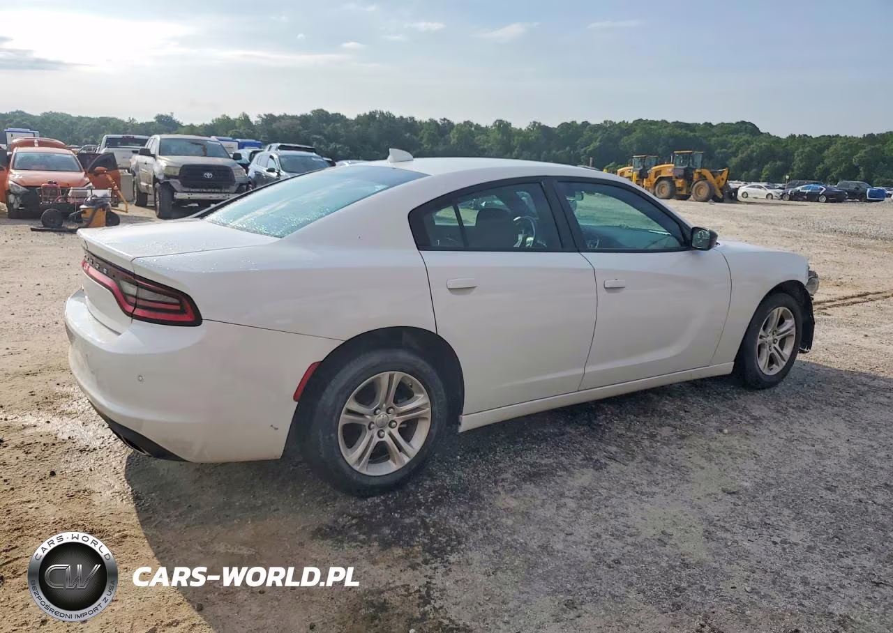 2023 Dodge Charger Sxt VIN:2C3CDXBGXPH587600 - 3
