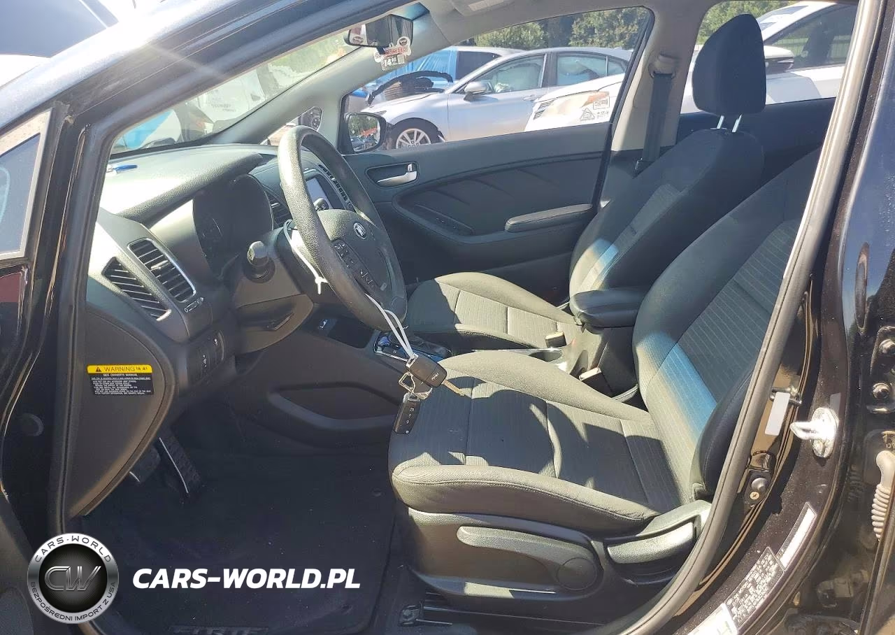 2018 Kia Forte Lx VIN:3KPFL4A78JE234240 - 7