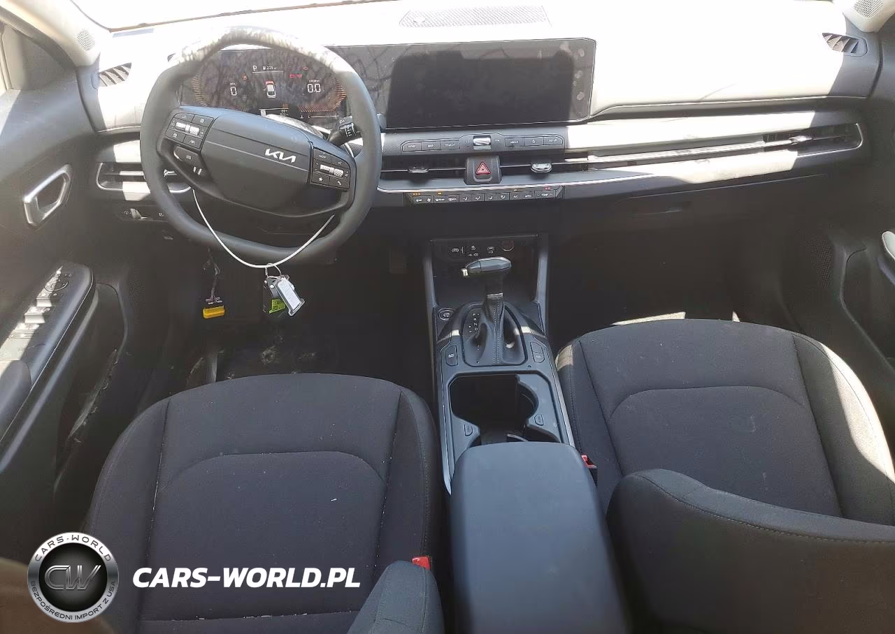 2026 Kia K4 Lxs VIN:3KPFT4DE1TE254228 - 8