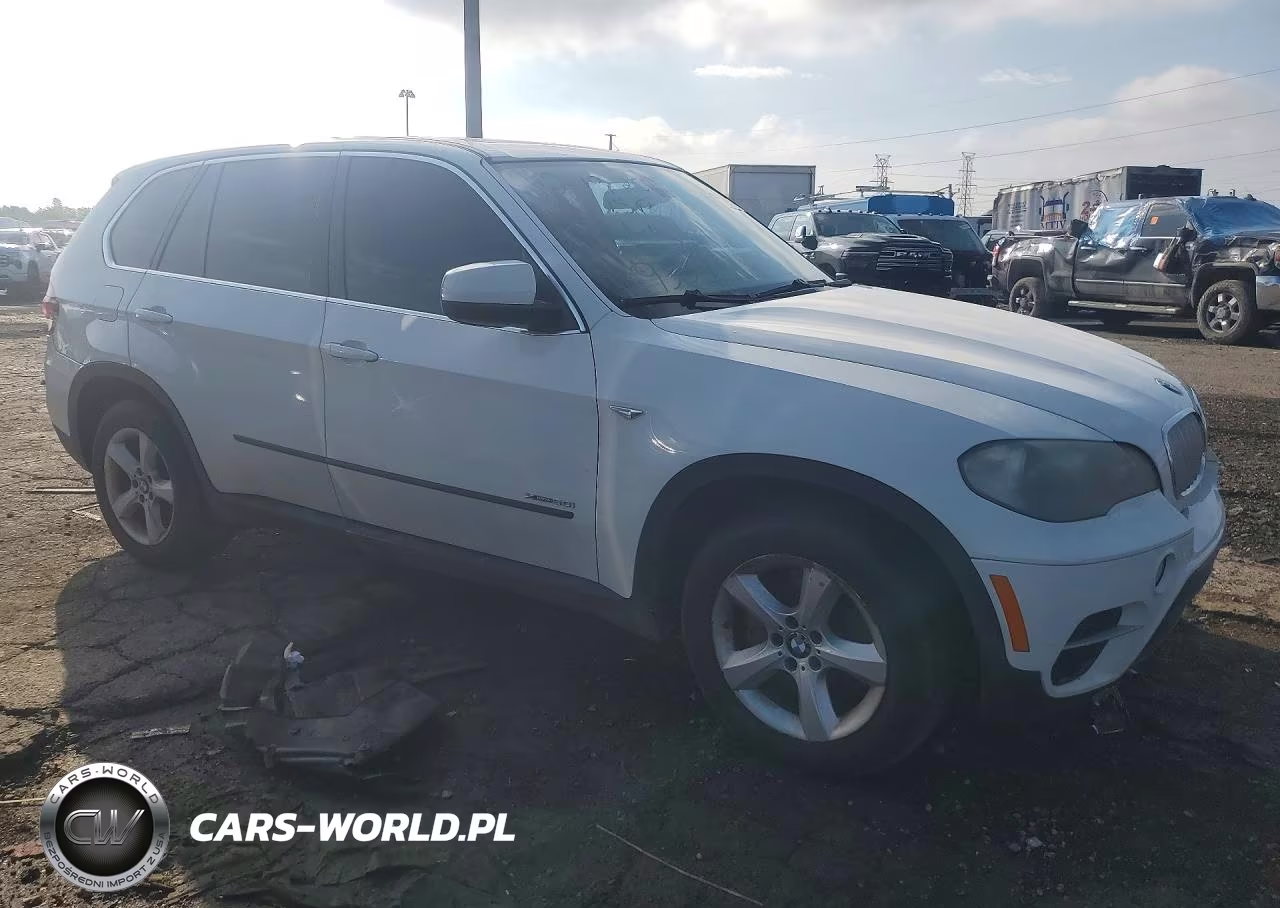2011 BMW X5 xDrive50I VIN:5UXZV8C50BL419304 - 4