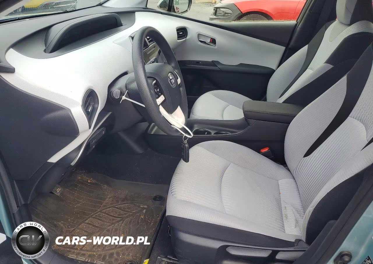 2017 Toyota Prius Two VIN:JTDKBRFUXH3025046 - 7