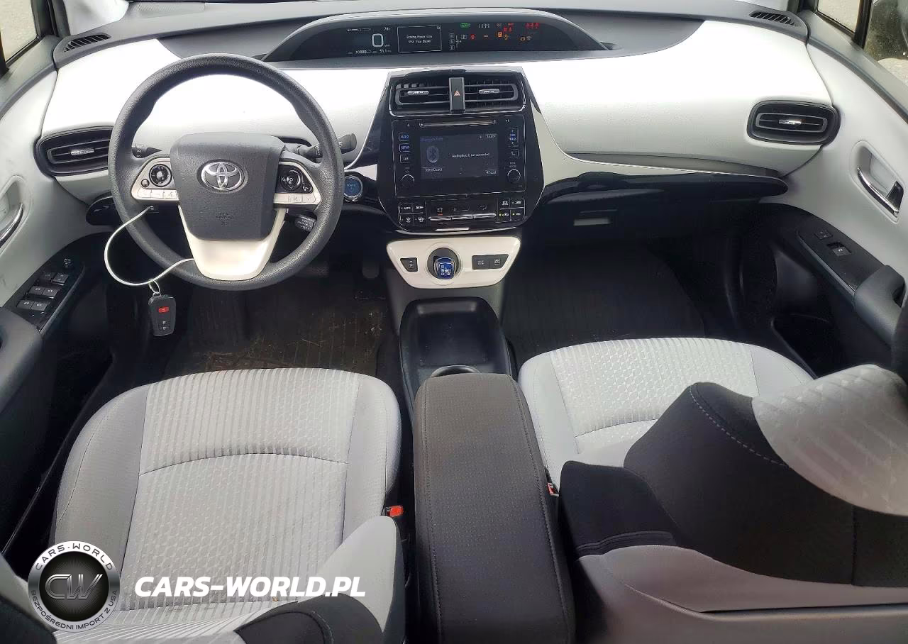 2017 Toyota Prius Two VIN:JTDKBRFUXH3025046 - 8