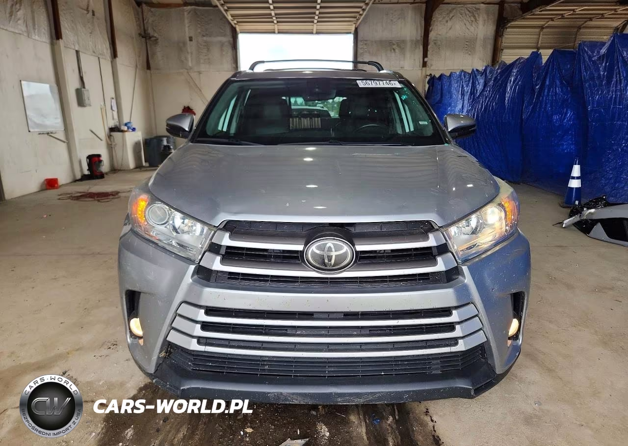 2018 Toyota Highlander Xle VIN:5TDKZRFH4JS529725 - 5