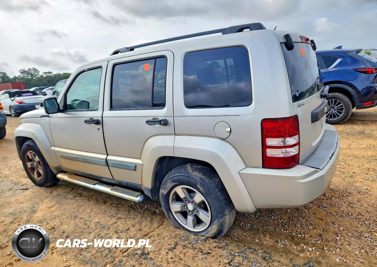 2008 Jeep Liberty Sport VIN:1J8GP28K28W194804 - 2