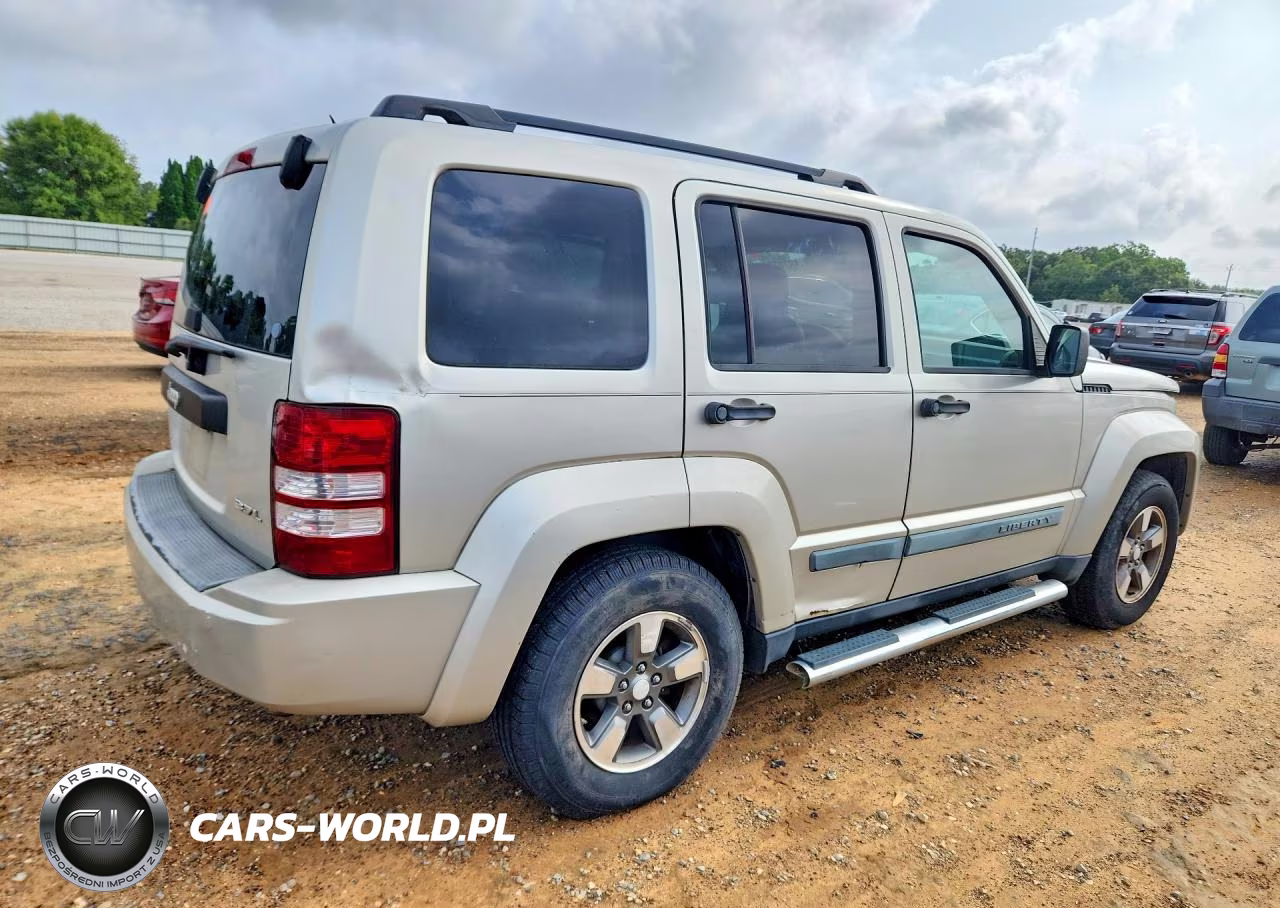2008 Jeep Liberty Sport VIN:1J8GP28K28W194804 - 3