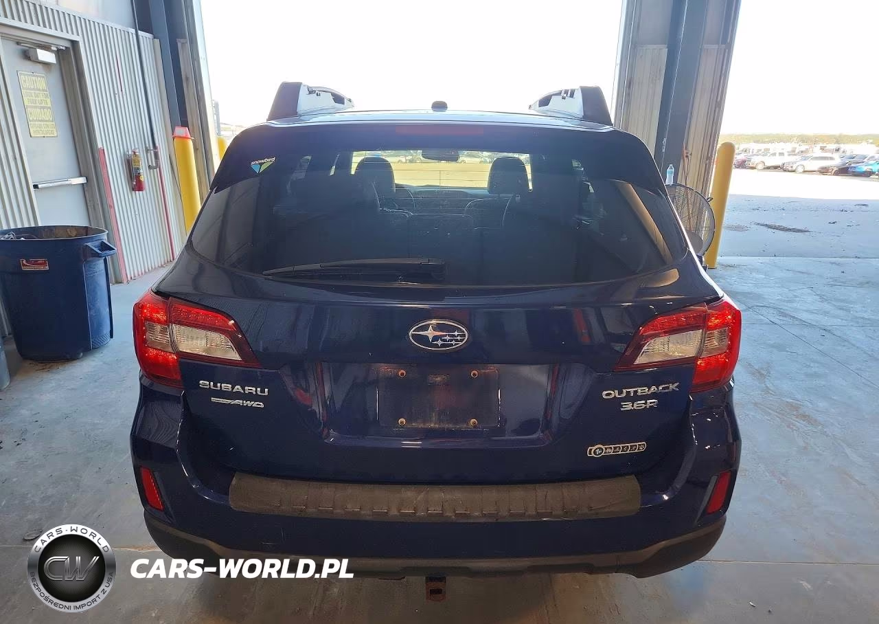 2015 Subaru Outback 3.6R Limited VIN:4S4BSELCXF3354228 - 6