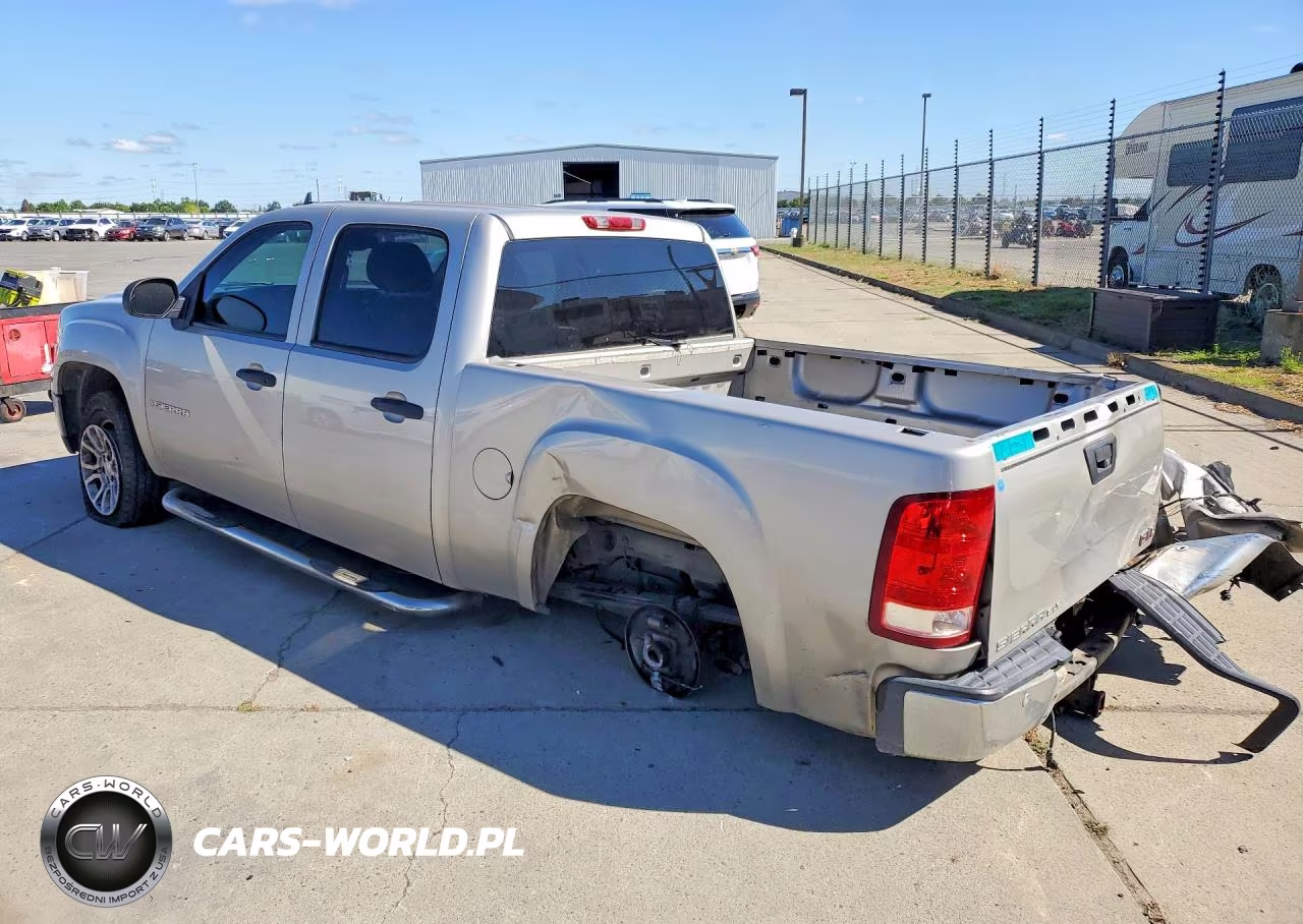 2008 GMC Sierra C1500 VIN:3GTEC13J28G280972 - 2