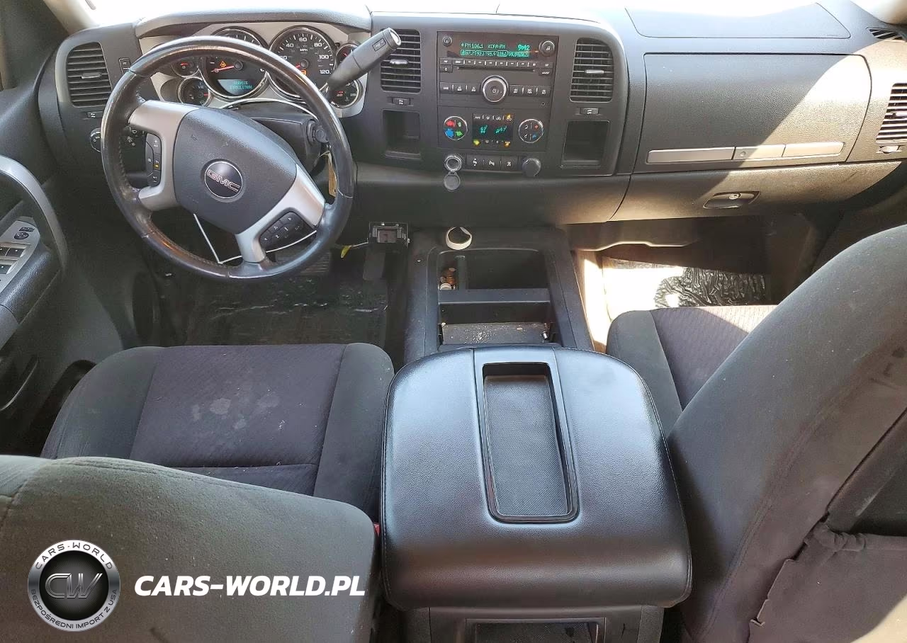 2008 GMC Sierra C1500 VIN:3GTEC13J28G280972 - 8