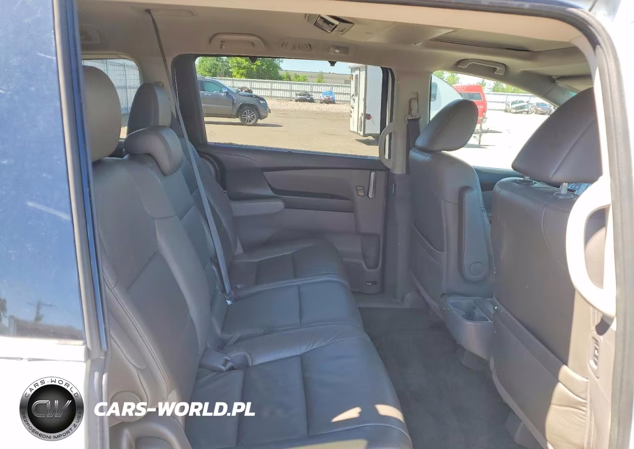 2012 Honda Odyssey Touring VIN:5FNRL5H93CB143285 - 11