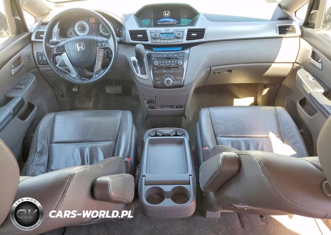 2012 Honda Odyssey Touring VIN:5FNRL5H93CB143285 - 8
