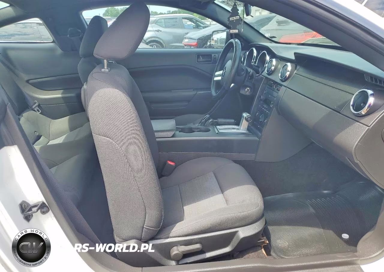 2007 Ford Mustang VIN:1ZVFT80N575233555 - 10