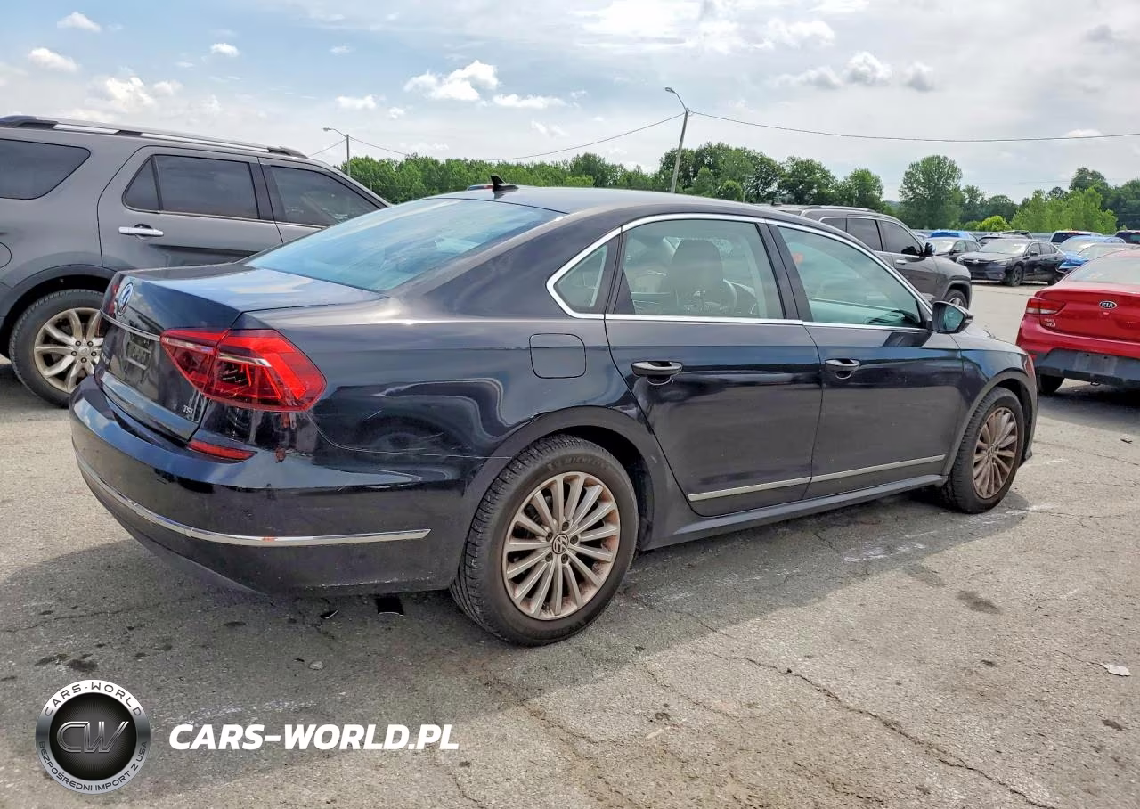 2017 Volkswagen Passat Se VIN:1VWBT7A30HC016577 - 3
