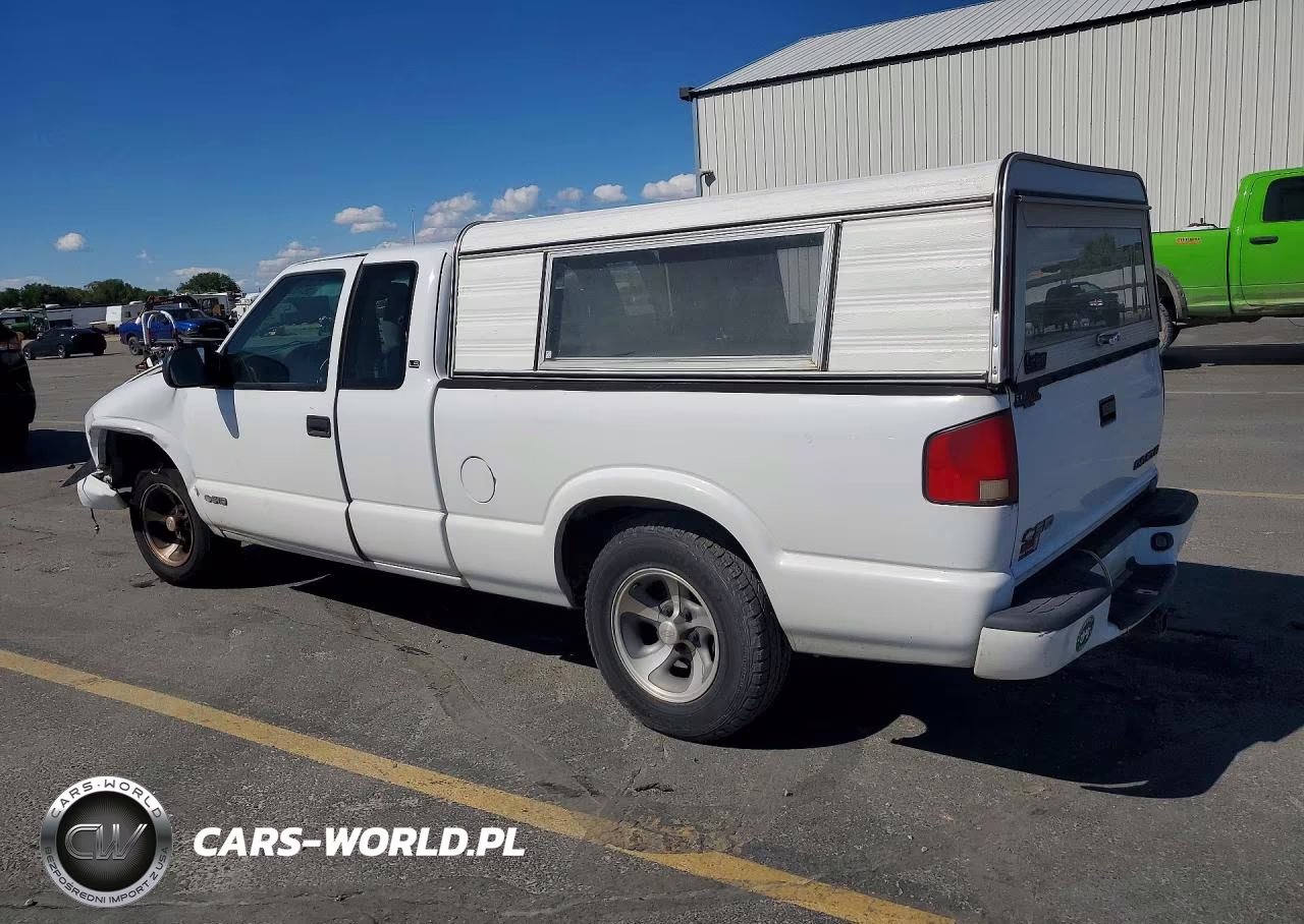 2000 Chevrolet S Truck S10 VIN:1GCCS1958Y8307926 - 2