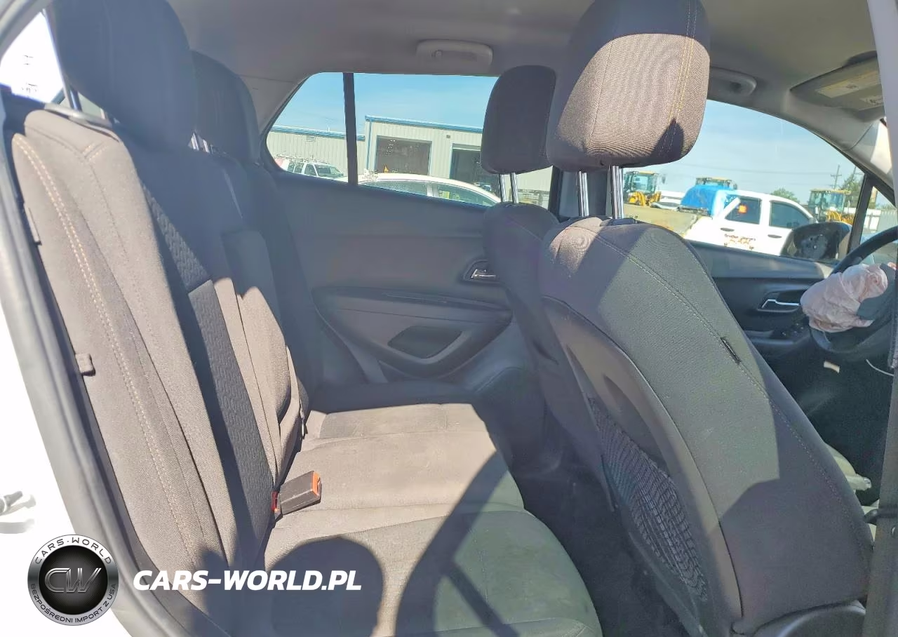 2018 Chevrolet Trax Ls VIN:KL7CJNSB6JB522303 - 11