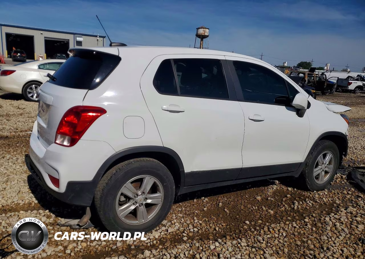 2018 Chevrolet Trax Ls VIN:KL7CJNSB6JB522303 - 3